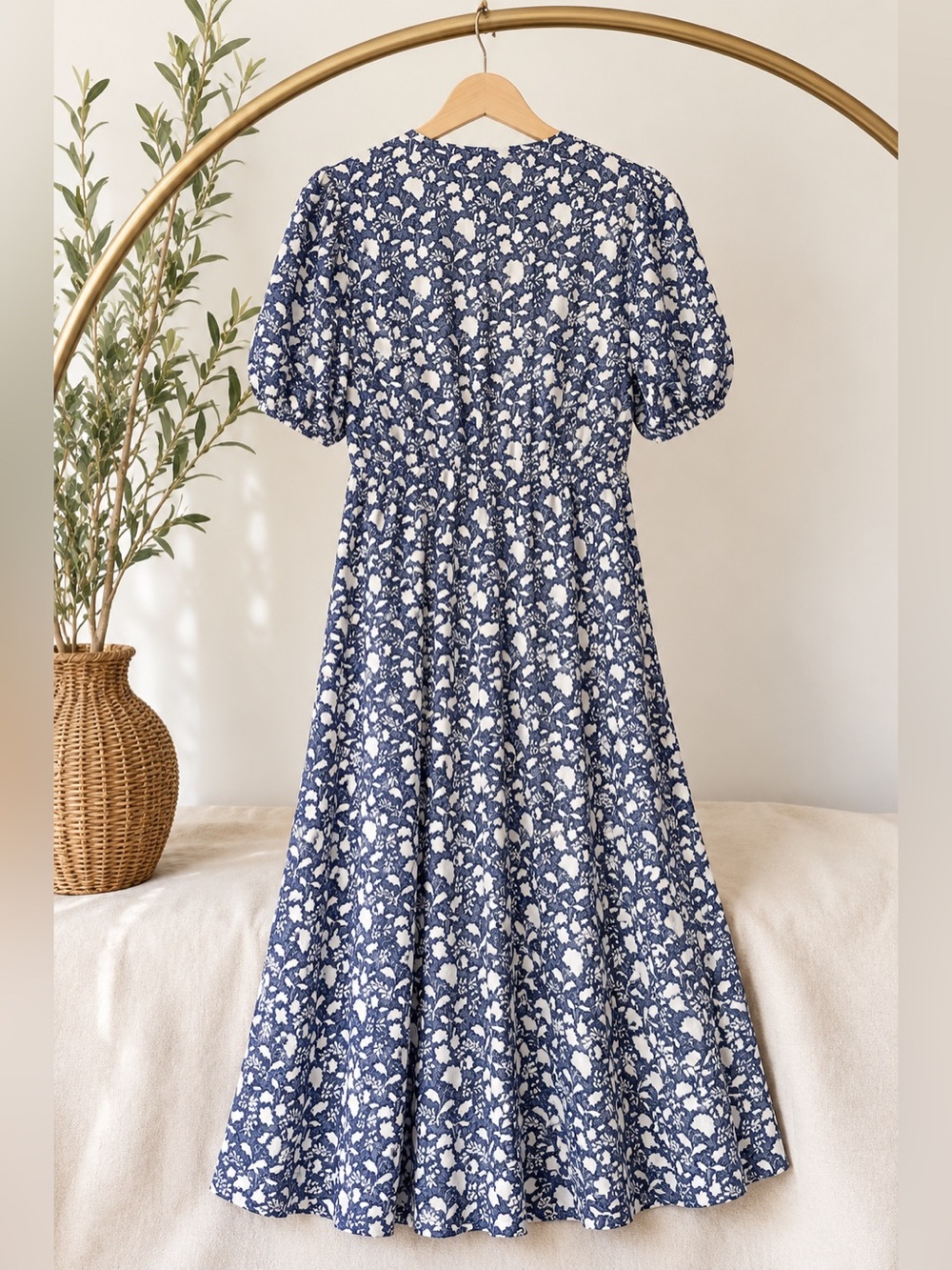 Faherty Havana Dress XS NWT Blue Ivory Floral Linen Blend Puff Sleeve Midi $198 - Picture 2 of 12